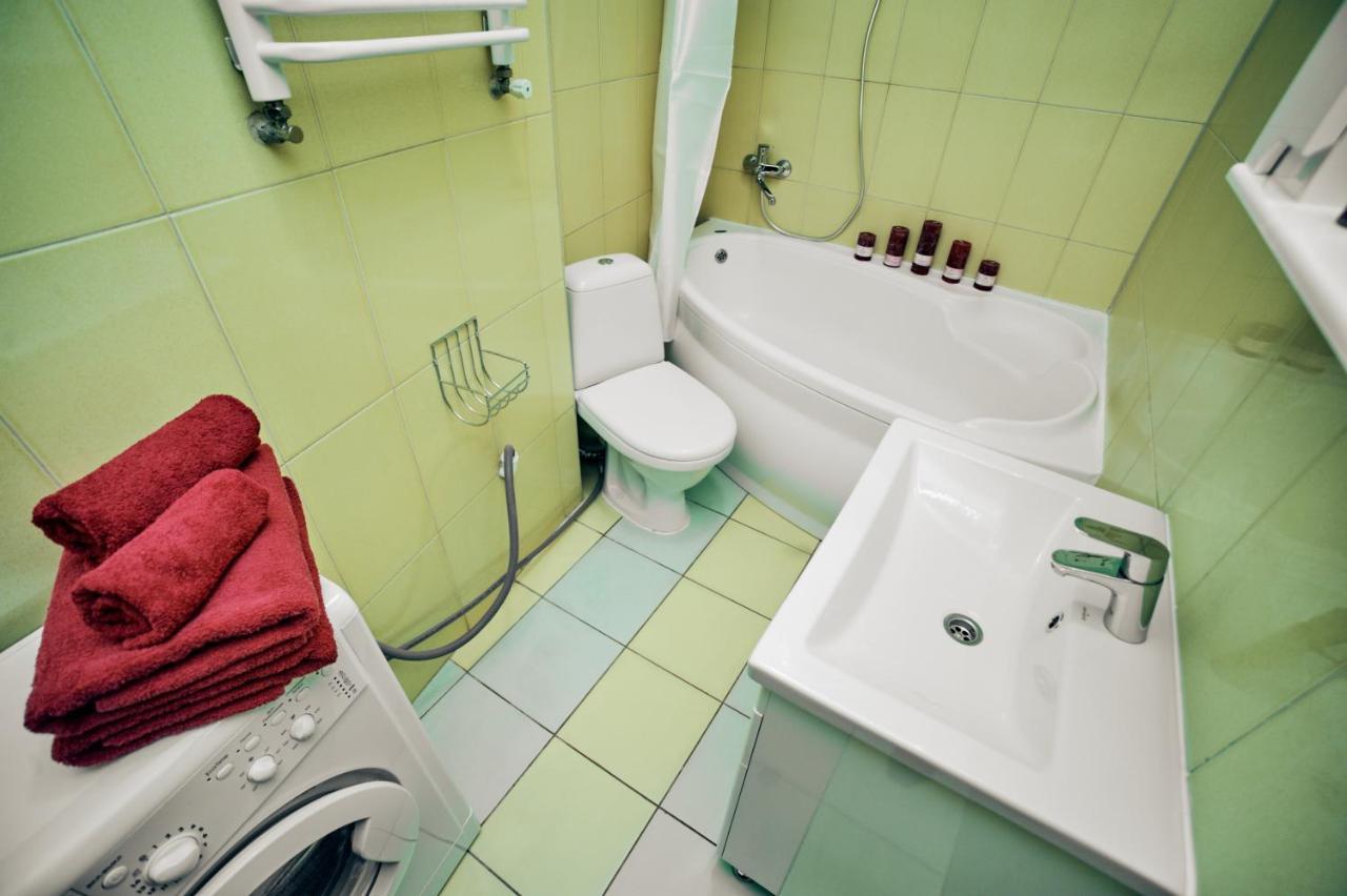 Apartments Near Potocki Palace Лвив Екстериор снимка