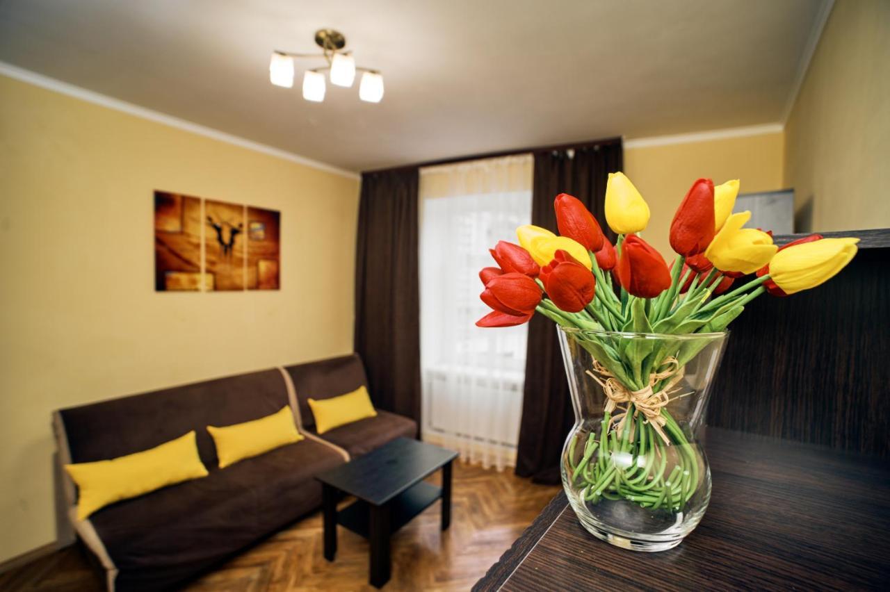 Apartments Near Potocki Palace Лвив Екстериор снимка